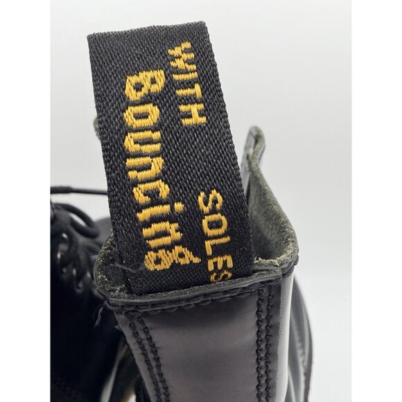 Dr. Martens Jadon Platform Boots Women Sz 8 Black Leather 8-Eye Quad Retro Goth - Picture 8 of 11